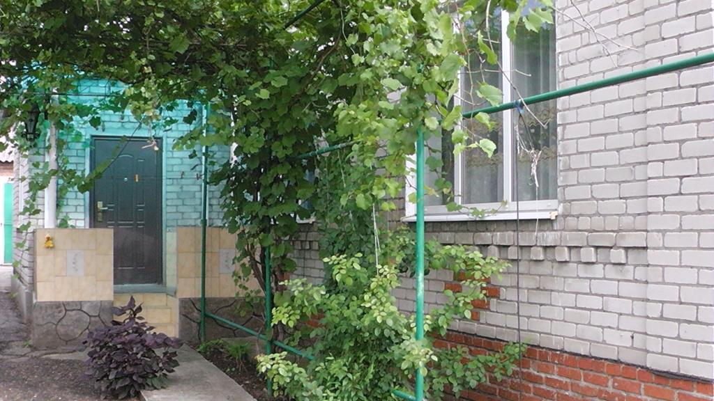 ст. Ленинградская дома Краснодарский край
