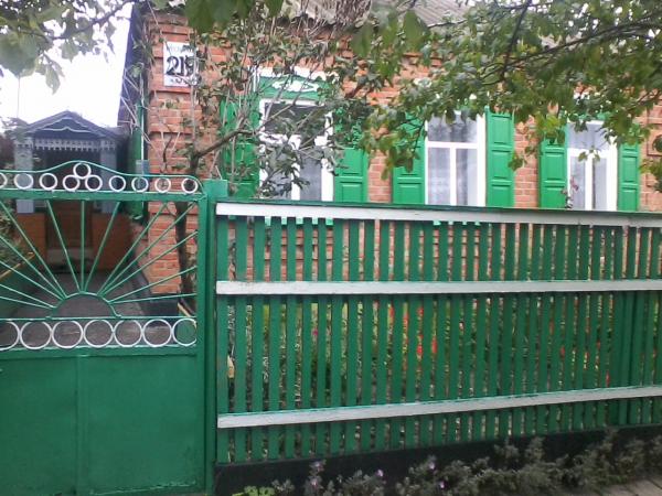 ст. Ленинградская дома Краснодарский край