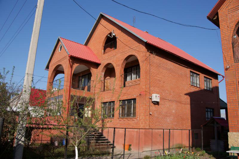 Крымск дома Краснодарский край