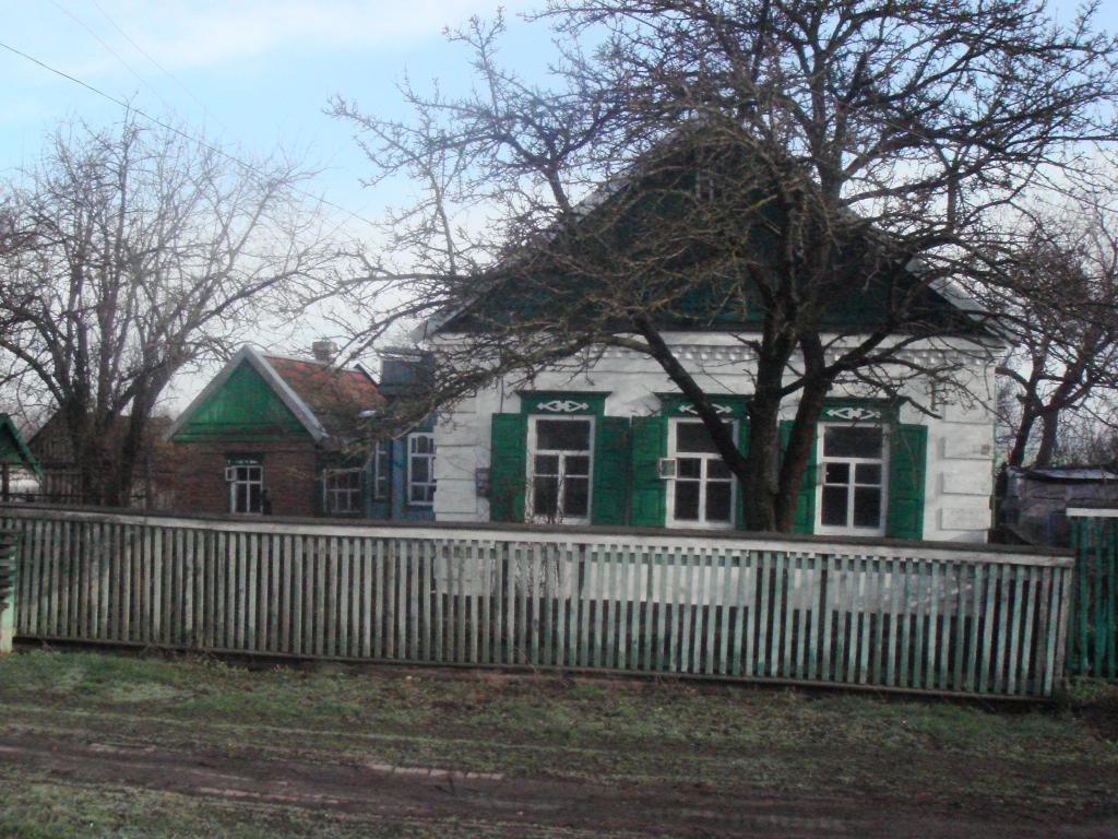 ст. Ленинградская дома Краснодарский край