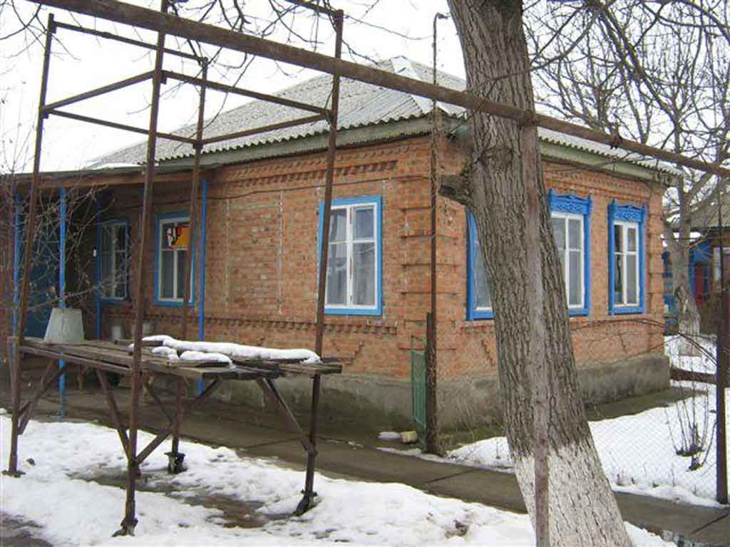 ст. Новолокинская дома Краснодарский край