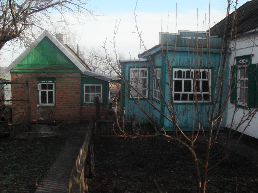 ст. Ленинградская дома Краснодарский край