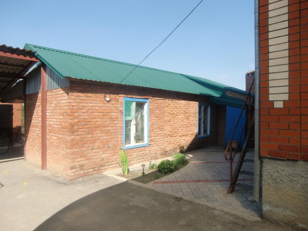 ст. Ленинградская дома Краснодарский край