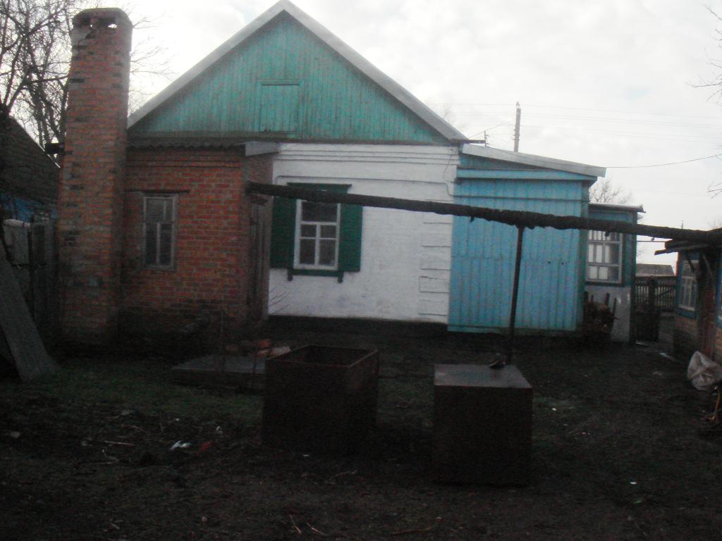 ст. Ленинградская дома Краснодарский край