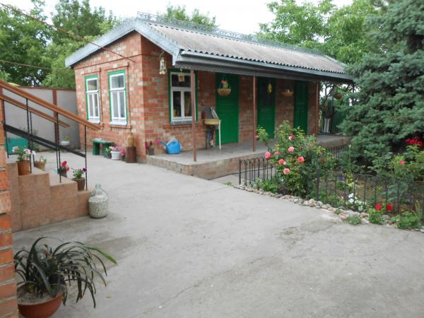 ст. Старощербиновская дома Краснодарский край